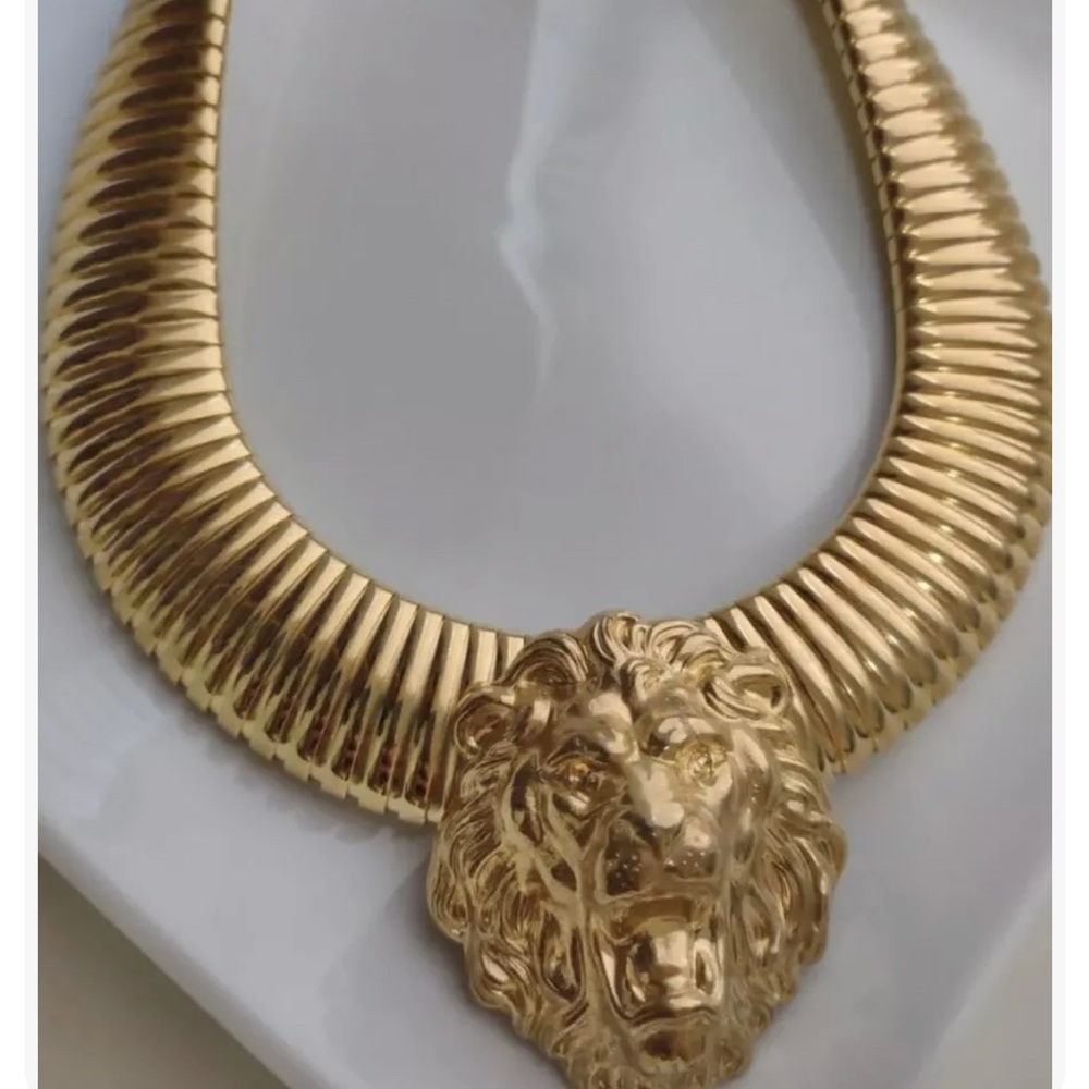 Vintage Lion Head Necklace